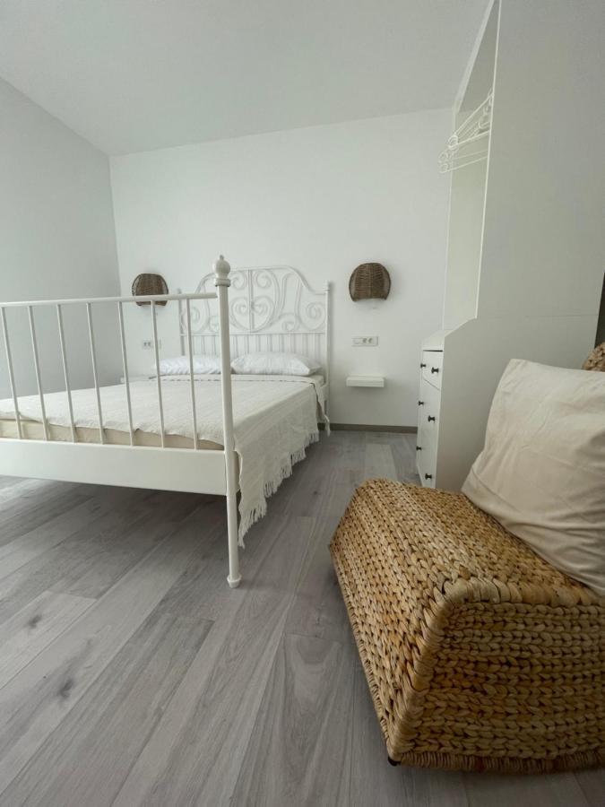 Vila Regina Apartment Paloma With Swimming Pool เยเซรา ภายนอก รูปภาพ