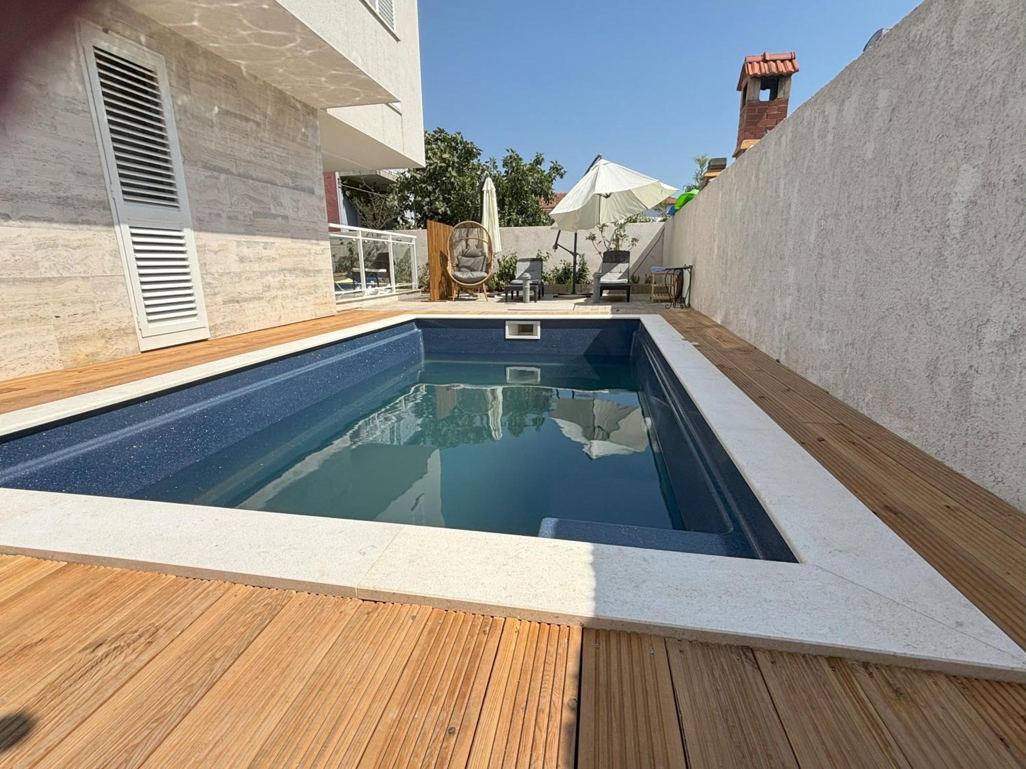 Vila Regina Apartment Paloma With Swimming Pool เยเซรา ภายนอก รูปภาพ