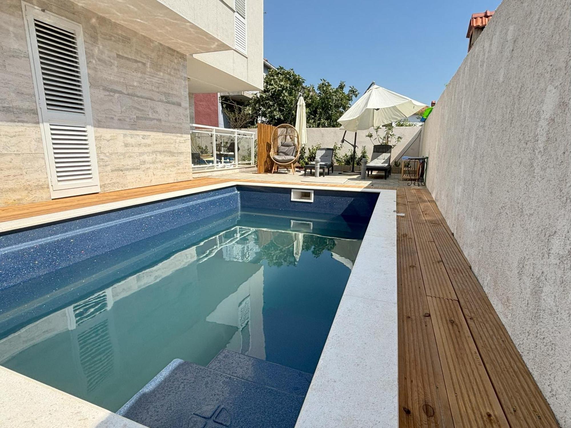 Vila Regina Apartment Paloma With Swimming Pool เยเซรา ภายนอก รูปภาพ