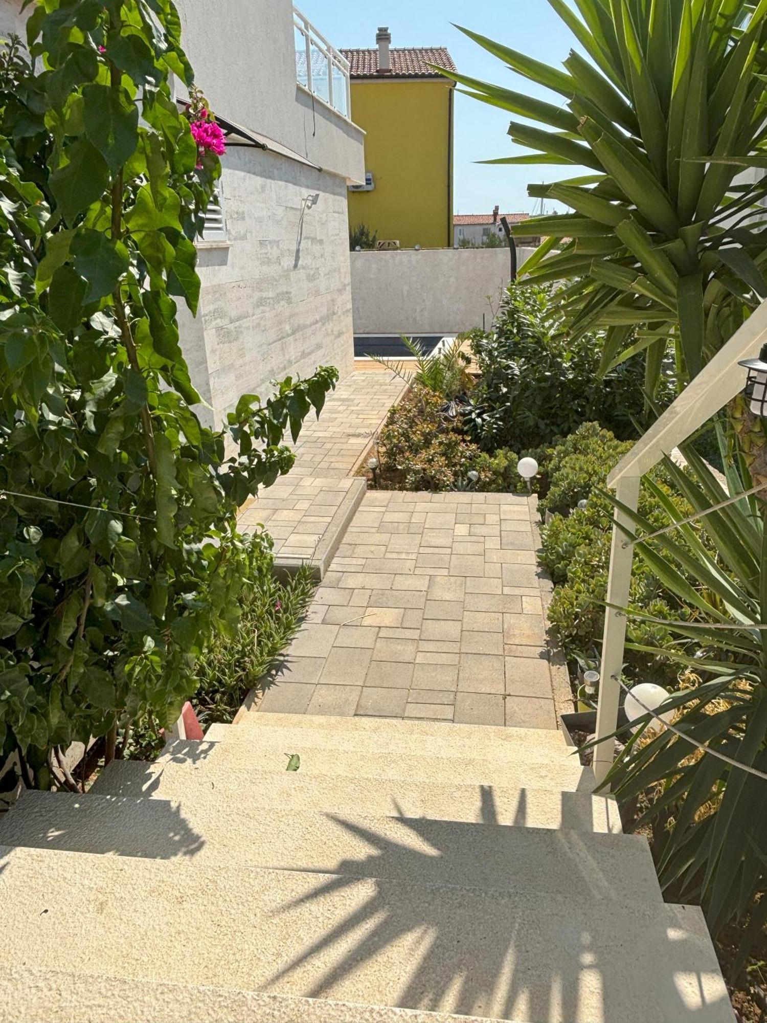 Vila Regina Apartment Paloma With Swimming Pool เยเซรา ภายนอก รูปภาพ